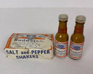 124 vintageglassbudweiserbottlesaltpepp