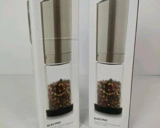 238 twodukaelectricpeppermills