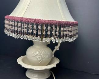 073 vintageceramicpitchertablelampwith