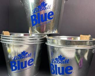 111 lotoflabattbluemetalbeericebucket
