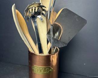 071 copperkitchenutensilholderwithinox