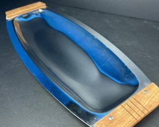 078 mcmkromexchromeservingtraywithwood