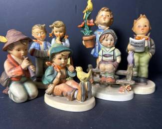 220 vintagegoebelhummelfigurineslot