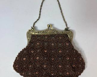 205 vintagesmallvaleriestevensbeadedeve