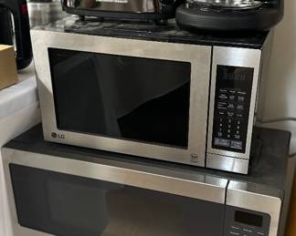 Several microwaves and other kitchen items 