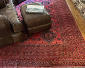 100% wool made in Pakistan area rug 11'3" x 8'3"