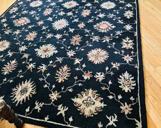 Fairfield  area rug  7'6" x 9'6" 