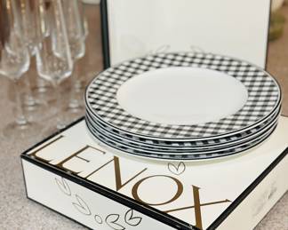 3 sets of four Lenox Black Gingham dinner plates 
