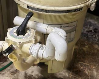 Pentair FNS Plus series diatomaceous earth pool filter 