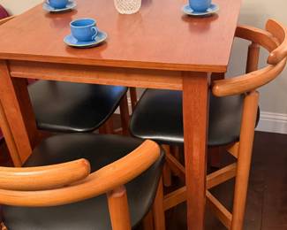Raised bistro table