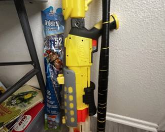 toys