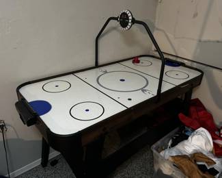 Ice hockey