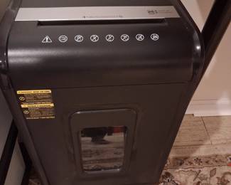 Paper Shredder 