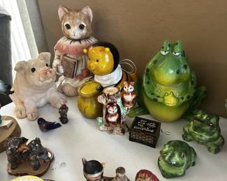 Yard statues