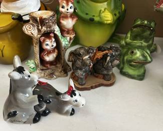 Salt & Pepper shakers