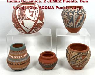 Lot 2011 5pc Collection Native American Indian Ceramics. 2 JEMEZ Pueblo. Two Navajo. One ACOMA Pueblo. All pi