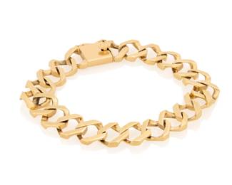 1038 A 14K Gold Bracelet Of a flat rounded square link design Length: 7 3/4 in., width: 1/2 in. 26.7 grams gross Estimate: $1,800 - $2,500