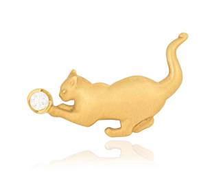 1087 Gallen Benson: An 18K Gold and Diamond Brooch Of a cat design with a satin finish playing with a singular round diamond weighing approximately 0.40 carat, signed Gallen Benson Measures: 1 1/2 x 1 in. 6.9 grams gross Estimate: $700 - $900