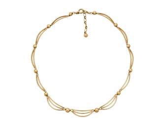 1135 A 14K Gold Necklace Of a graduated scallop link design Length: 16 - 18 in. with extender 12.7 grams gross Estimate: $800 - $1,200