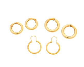 1115 Three Pairs of 18K Gold Earrings Featuring a high polish and satin finishes 6 pieces Measures: 7/8 - 1 in. 20.9 grams gross Estimate: $1,800 - $2,500