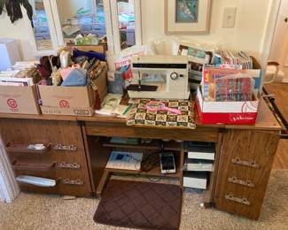 Vintage Boutique: Sewing Patterns, Kenmore Sewing Machine, Cabinet and Accessories, Crochet and Knit Magazines, Handbags