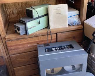 Sony UV-340 Video Recorder  + Sony UVR-340 Remote Control Digital Tape UVR + Magnavox MVS-200 Camera (missing cables)