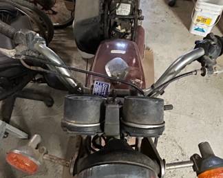 Kawasaki KZ Motorcycle sixth image