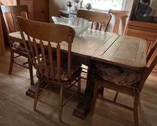 Vintage Oak DropLeaf Dining Table and Four Spindle Back Chairs fourth image