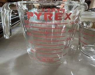 Pyrex Measuring Cup ml