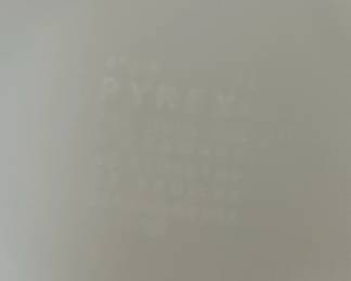 Pyrex Butterprint Casserole Dish with Lid third image
