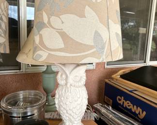 Jonathan Y White Ceramic Owl Table Lamp