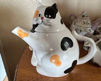 Collection of Novelty Animal and Themed Teapots second image