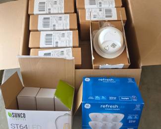 Lot # C174 - Sunco Lighting ST64 LED Filament Bulbs & GE Refresh LED Daylight Floodlight Bulbs with 7 New Smoke Detectors
