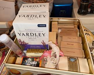 NEW Elegant Soap & Accessories