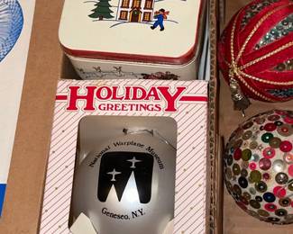 Christmas Tin