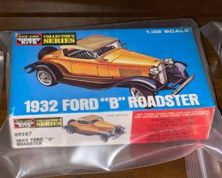 INCREDIBLE Collection Of Model Kits Spanning Many Decades & Brands Such As Matchbox (Mostly Military Related W/ Some Still SEALED!)