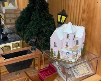 Assorted Doll House Furniture & Accessories