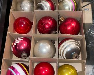 Vintage Shiny Brite Glass Ornaments W/ Original Box