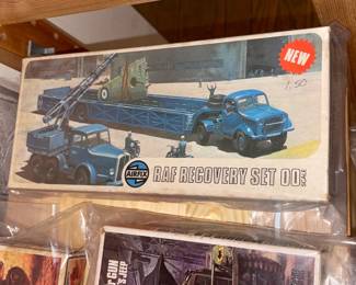 INCREDIBLE Collection Of Model Kits Spanning Many Decades & Brands Such As Matchbox (Mostly Military Related W/ Some Still SEALED!)