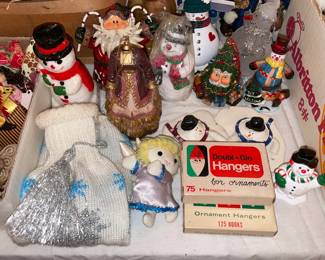 Christmas Candles & Decor