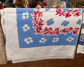 Vintage Floral Table Linen
