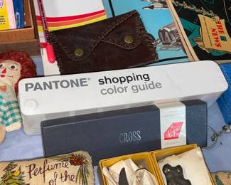 SEALED 2017 Pantone Shopping Color Guide