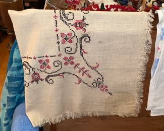 Vintage Embroidered Table Linen