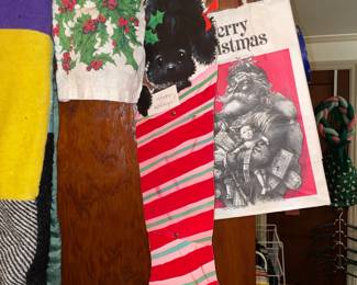 Vintage Christmas Paper Goods (Napkins, Plates, Cups, Etc.)