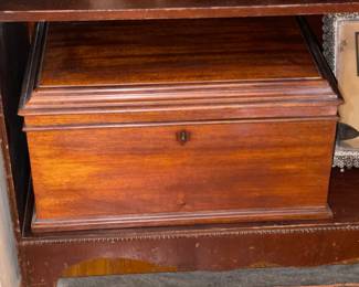 Wooden Trunk Box