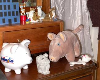 Pig Bank & Plush