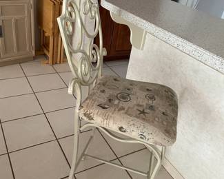 2 matching bar stools