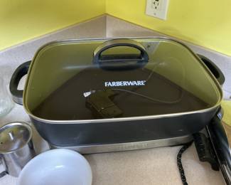 Farberware Electric Skillet 12x12 inch Ceramic Non-Stick Coating