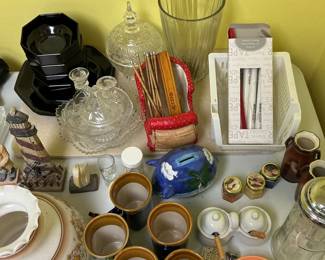 Assorted Tabletop Decorative and Kitchen Items