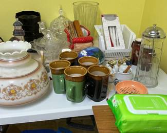 Assorted Tabletop Decorative and Kitchen Items
